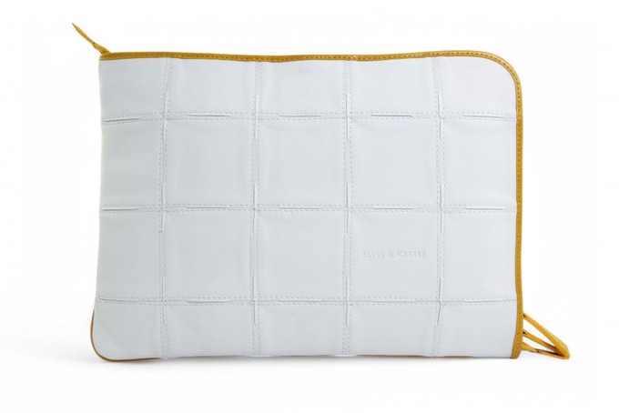 Folio Laptop Case | Leather & Fire-hose from Elvis & Kresse