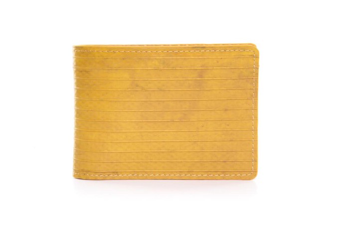 Compact Billfold Wallet from Elvis & Kresse