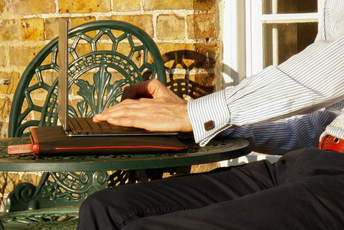 Folio & Laptop Case from Elvis & Kresse
