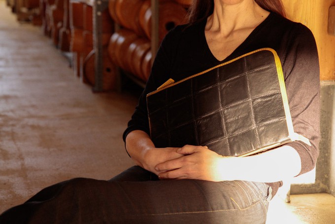 Leather Folio Laptop Case from Elvis & Kresse