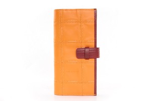 Travel Wallet | Leather & Fire-hose from Elvis & Kresse