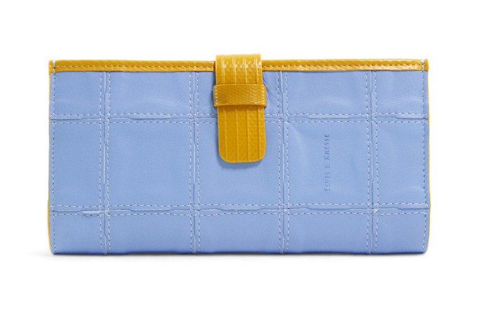 Travel Wallet | Leather & Fire-hose from Elvis & Kresse