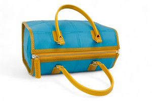 Small Post Bag | Leather & Fire-hose from Elvis & Kresse