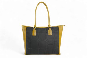 Classic Tote | Leather & Fire-hose from Elvis & Kresse