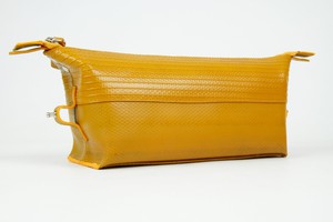 Medium Washbag | Fire-hose from Elvis & Kresse