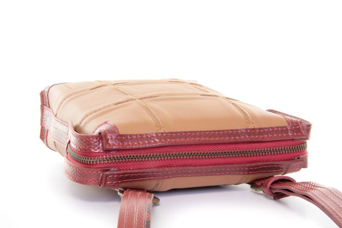 Saddle Bag | Leather & Fire-hose from Elvis & Kresse