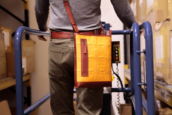 Reporter Bag | Leather & Fire-hose from Elvis & Kresse