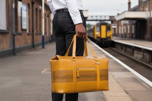 Gladstone Travel Bag | Fire-hose from Elvis & Kresse