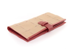 Travel Wallet | Leather & Fire-hose from Elvis & Kresse