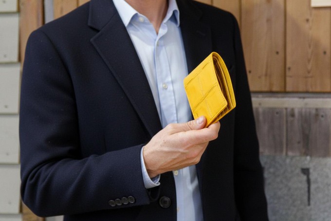 Billfold Wallet | Leather & Fire-hose from Elvis & Kresse