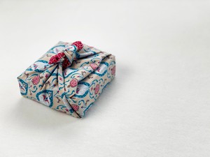 Fabric Gift Wrap Furoshiki Cloth - 6 Piece Teal & Cherry Bundle from FabRap