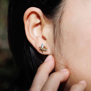 Zilveren/bronzen studs banaan from Fairy Positron