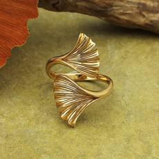 Bronzen ring ginkgobladeren via Fairy Positron