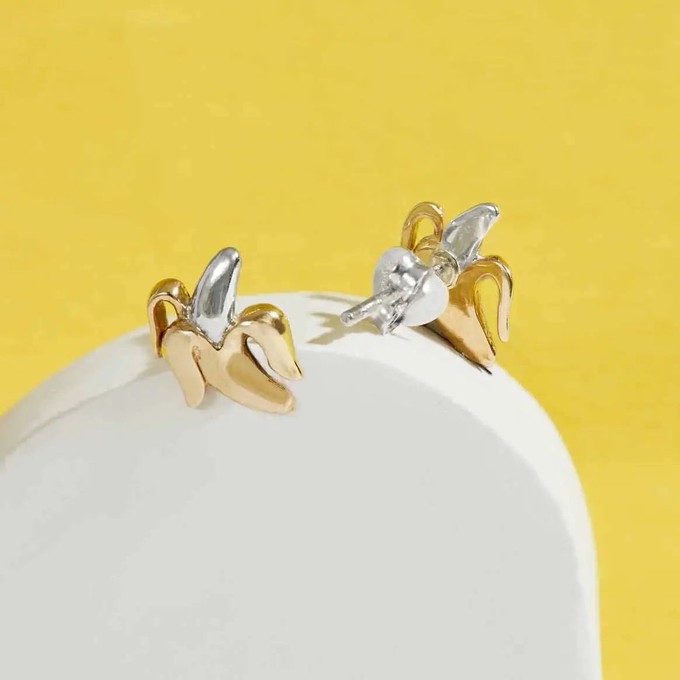 Zilveren/bronzen studs banaan from Fairy Positron
