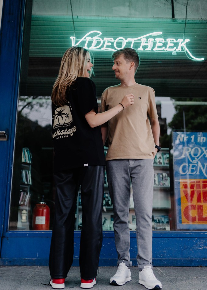 x Dennis Cartier T-shirt | Unisex BACKSTAGE ACCESS from Five Line Label