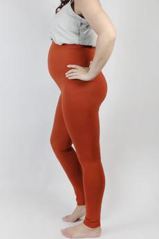 Organic leggings Mama, rust via Frija Omina