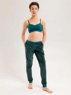Organic velour pants Hygge smaragd (green) / pine (green) van Frija Omina