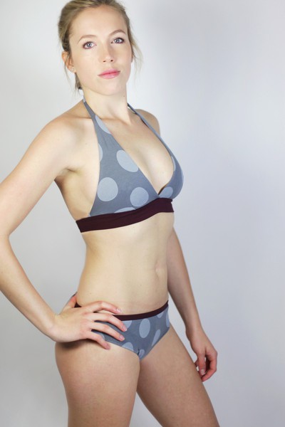 Bio Bikini Fjorde Dots grau / aubergine (Top + Pants) from Frija Omina