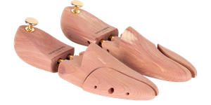 Shoe Trees – Cedar Wood. from Gentleberg