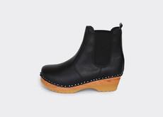 ROCKWELL vegan clog boots | Black via Good Guys Go Vegan