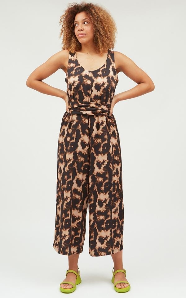 Jumpsuit Esla Tie Dye Print from Het Faire Oosten