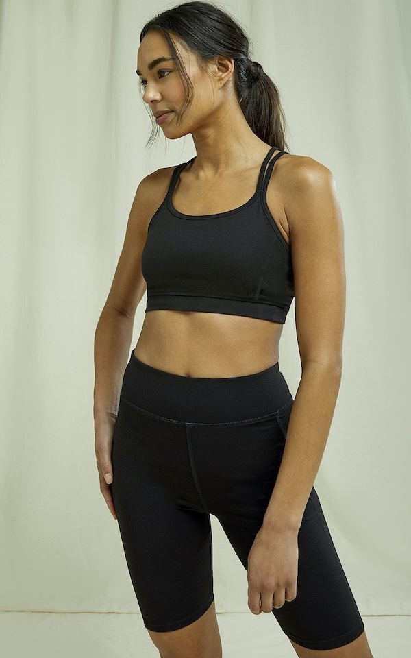 Top Yoga Y-Back Crop from Het Faire Oosten