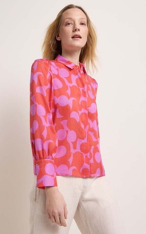 Blouse Graphic Dots from Het Faire Oosten