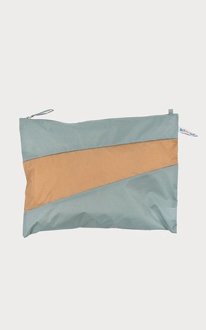 The New Pouch M from Het Faire Oosten