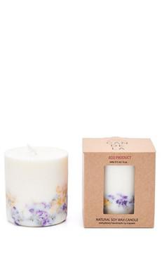 Candle Wild Flowers via Het Faire Oosten