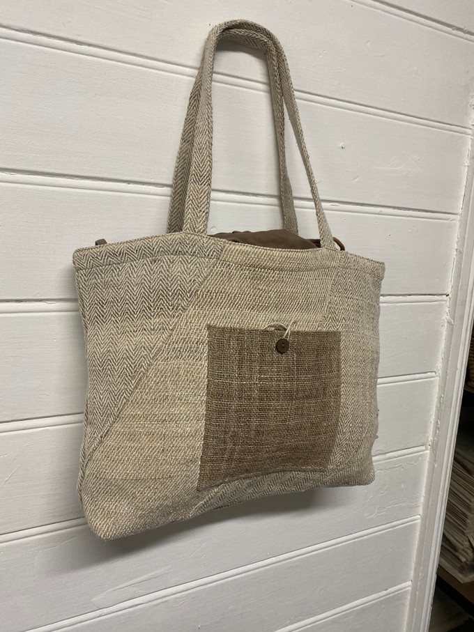 Organic Hemp Beach Bag // Ladies natural hand bag from Himal Natural Fibres