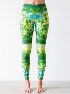 Yoga leggings Misty Jungle via Hoessee