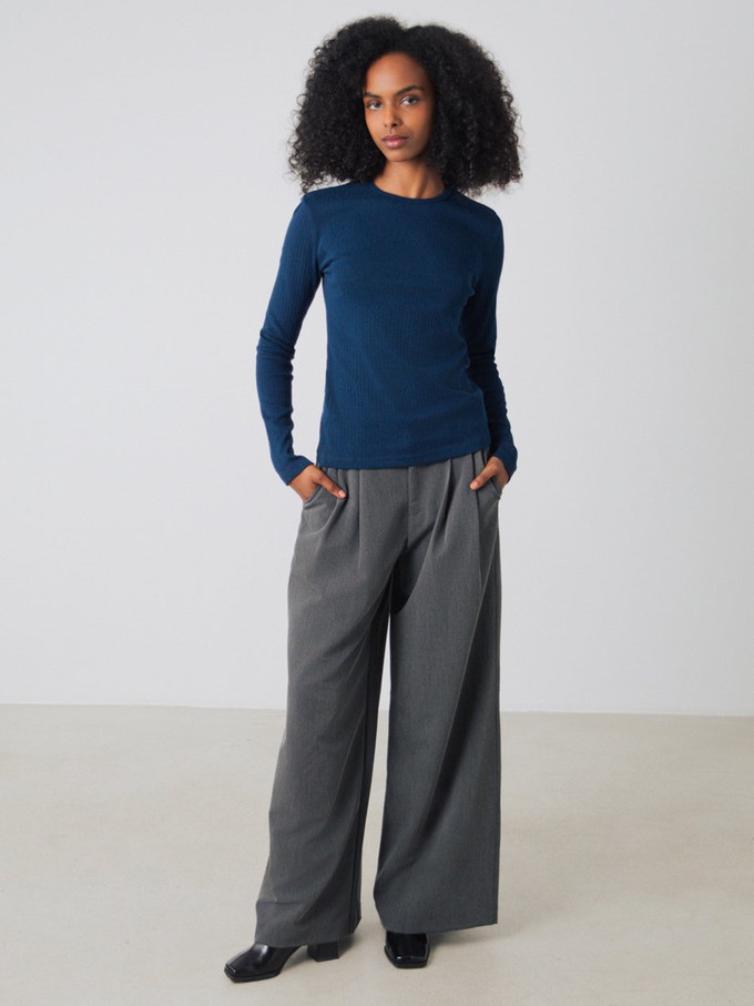 Geribde longsleeve from Honest Basics