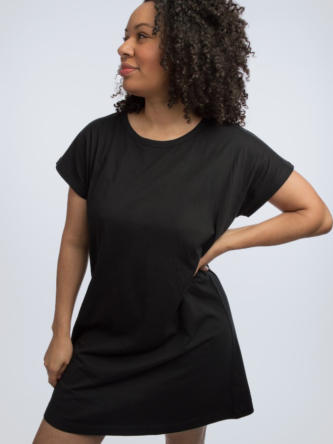Wijdvallende t-shirt jurk from Honest Basics