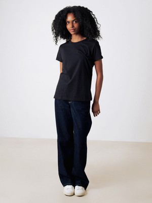 T-shirt dames from Honest Basics