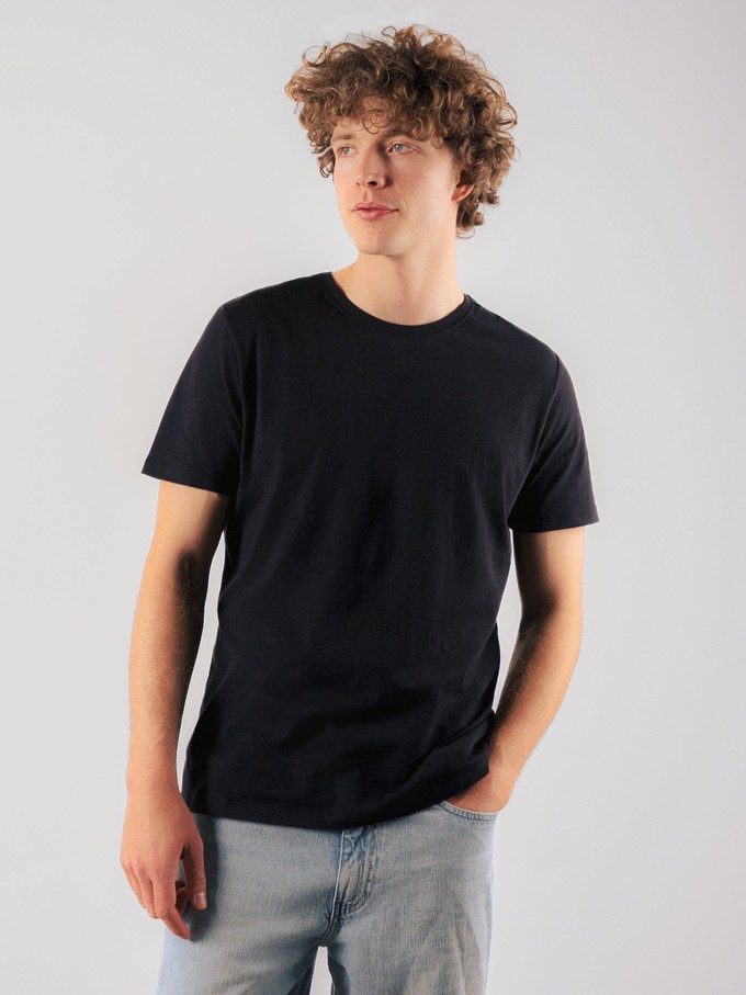 T-shirt mannen from Honest Basics