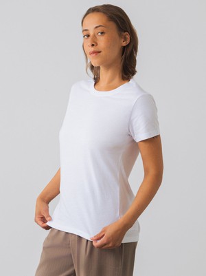 T-shirt dames from Honest Basics