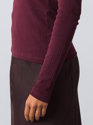 Geribde longsleeve from Honest Basics