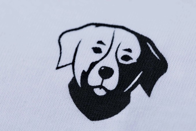 T-shirt Bobby White from IT'S PAWSOME