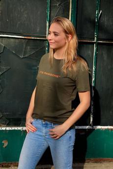 T-shirt Pip Khaki via IT'S PAWSOME