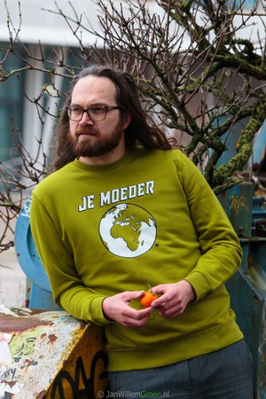 BIO Sweater mosgroen (unisex, XL/XXL) from Je Moeder