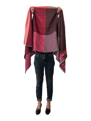 JULAHAS+ Light Wool Cape Fusion Red Plus from JULAHAS