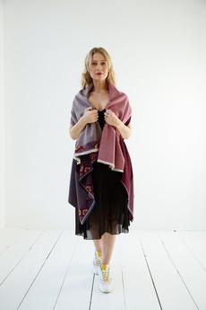 Light Wool Cape Fusion Plum via JULAHAS