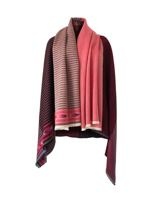 Light Wool Cape Fusion Red from JULAHAS