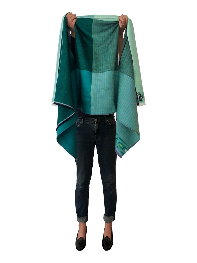 PETITE Light Wool Cape Fusion Green from JULAHAS