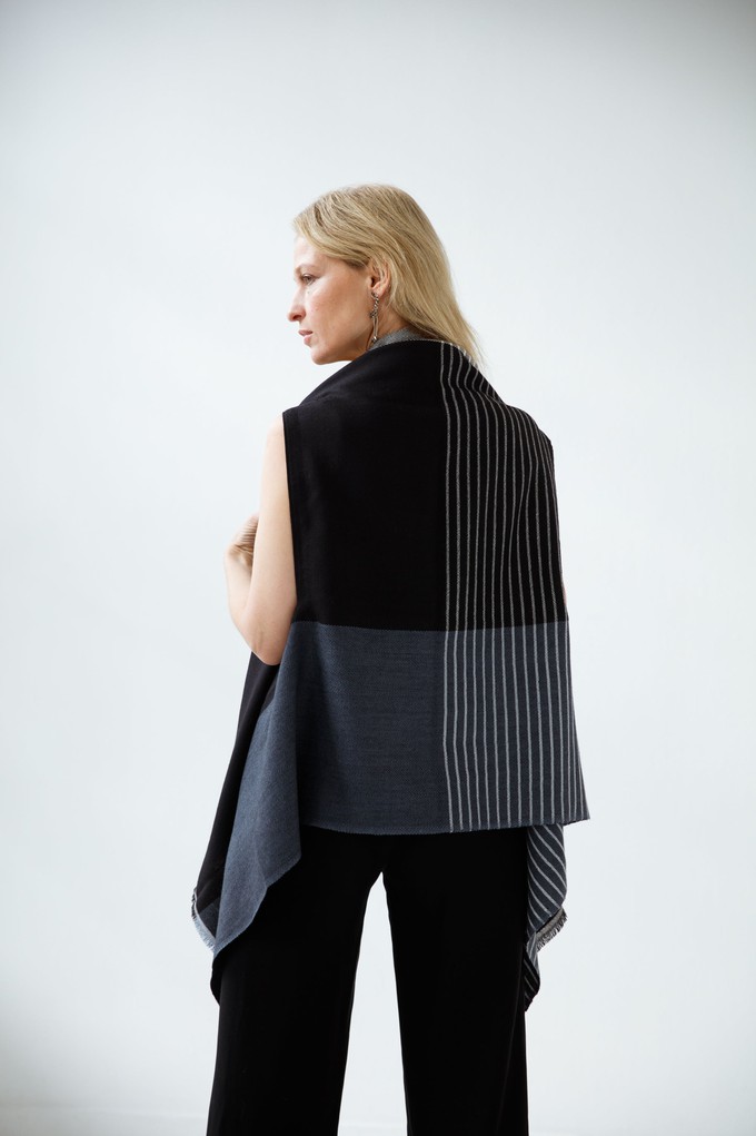 Light Wool Cape Fusion Graphic from JULAHAS