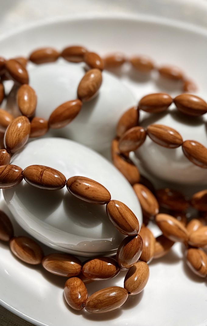 Wooden bracelet from Julia Otilia