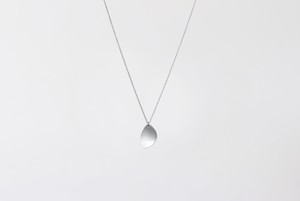 Singö short necklace | matte silver from Julia Otilia