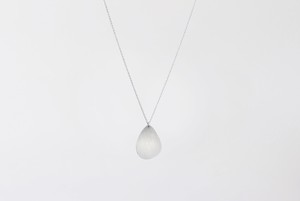 Singö long necklace | matte silver from Julia Otilia