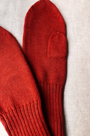 Baby Alpaca Mitten Gloves Paita Red from Jyoti - Fair Works