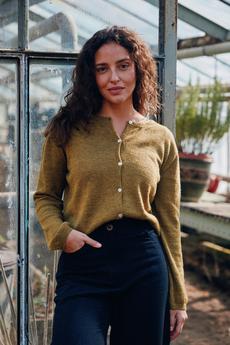 Baby-Alpaka Strickcardigan Navan Dijon via Jyoti - Fair Works